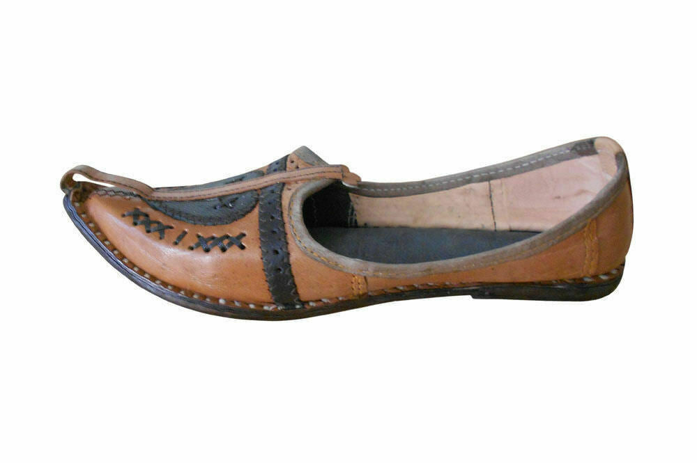 By Kalra Creations Men Shoes Indian Designer Khussa Ethnic Leather Mojaries Handmade Brown Jutties Flip-Flops US 7