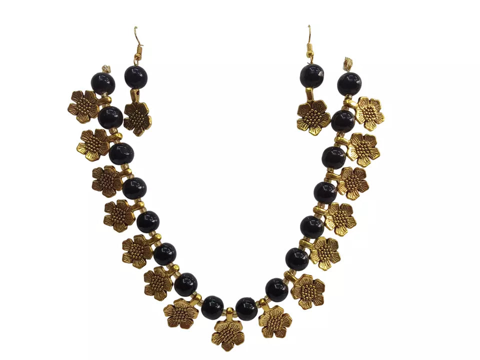 Women Jewellery Necklace Stylish Gold Plated Antique Wedding Girls Pendant Set By Kalra Creations