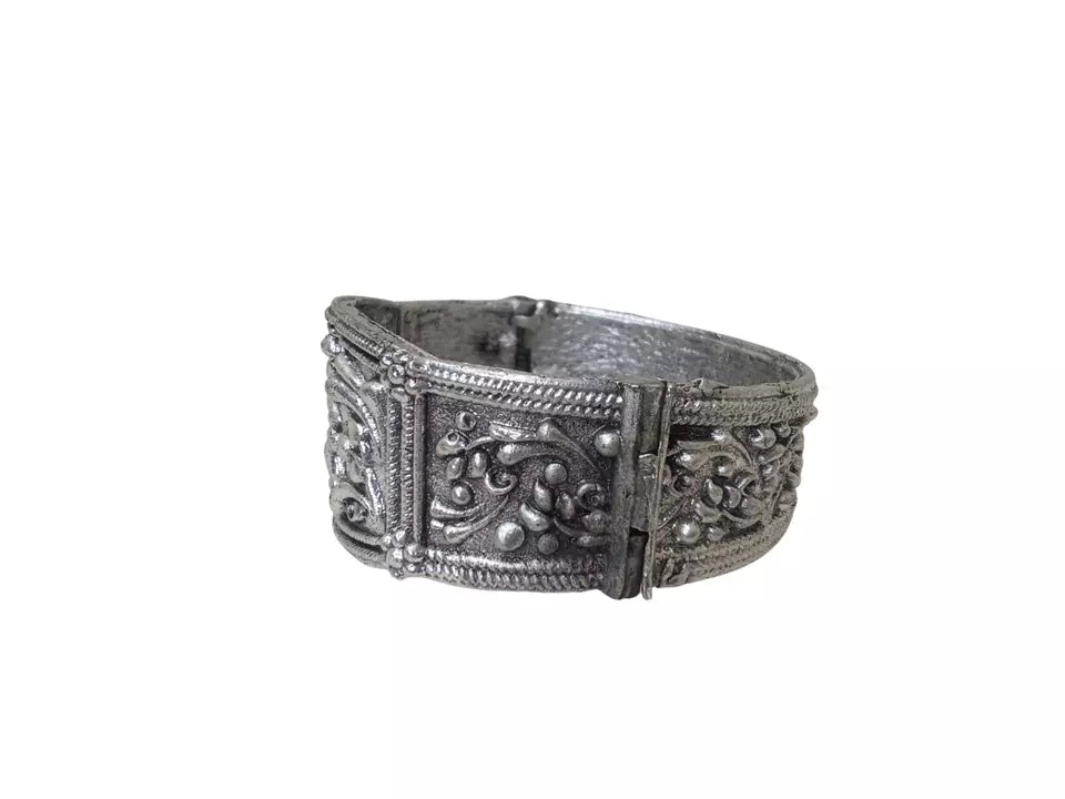 Women Brass Oxidised Side Openable Bracelet Bangles Brass Silver Tone By Kalra Creations
