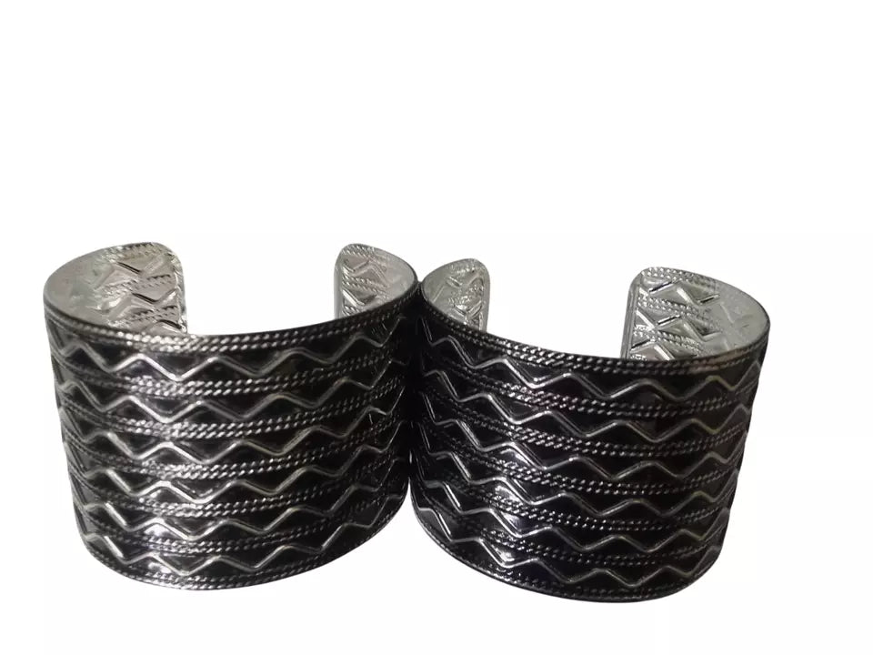 Women Brass Rajasthani Side Openable Bracelet Bangles Brass Oxidised By Kalra Creations