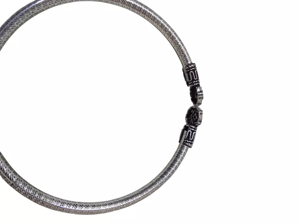 Women Brass Oxidized side openable Bracelet Bangles Brass By Kalra Creations