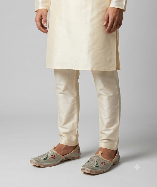 Handmade Ethnic Shoes for Men Cream Leather Mojari