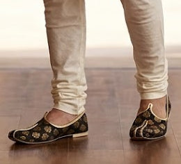 Indian Wedding Jutti for Men Black Mojaries