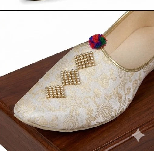Cream Groom Jutti Shoes Handmade Sherwani Mojari