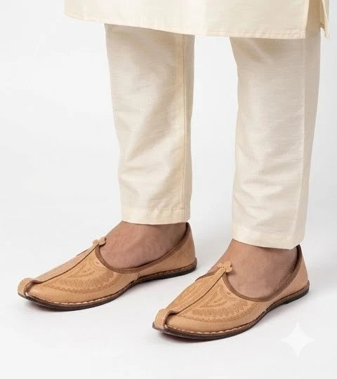 Handmade Ethnic Jutti for Men Cream Leather Mojari