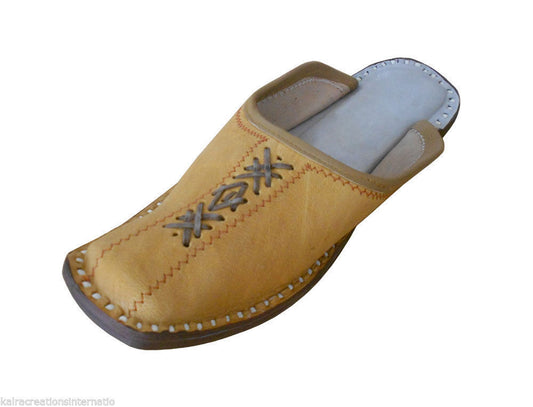 By Kalra Creations Men Slippers Traditional Camel Handmade Clogs Leather Khussa Camel Jutties Flip-Flops Flat US 6