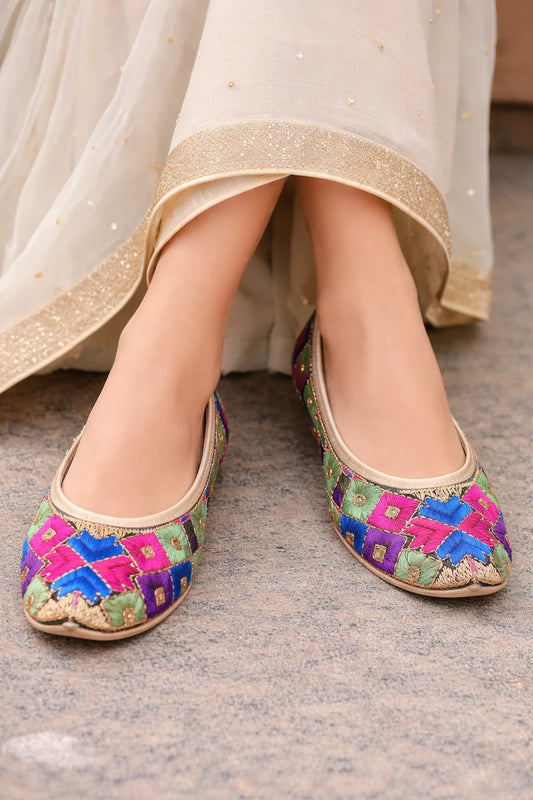 Handmade Bridal Khussa Jutti Multicolor Ethnic Flats Mojari