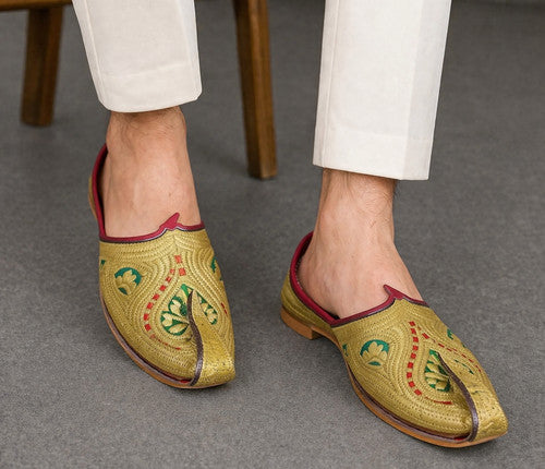 Traditional Leather Khussa for Men Brown Mojari