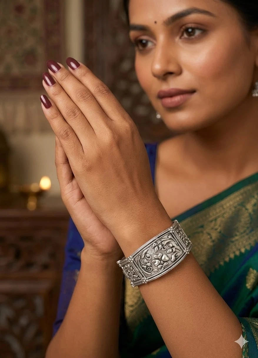 Adjustable Side Open Brass Oxidised Bangle for Women