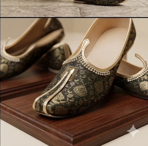 Punjabi Khussa Loafers for Men Black Synthetic