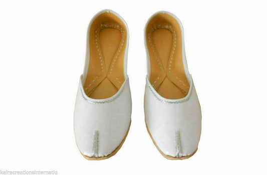 By Kalra Creations Women Shoes Indian Handmade Leather Mojaries White Jutties Flip-Flops Flat US 10