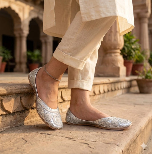 Women Handmade Bridal Silver Mojari Ethnic Flats Jutti