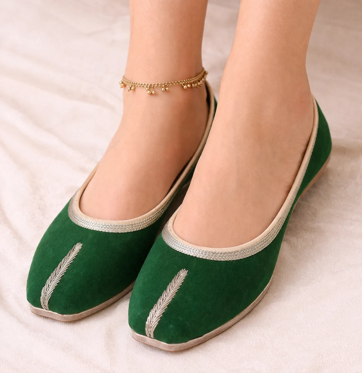 Handmade Bridal Green Women Jutti Ethnic Flats Mojari