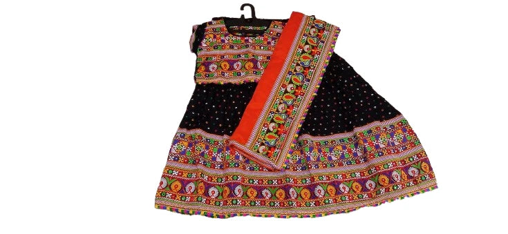 Gujarati Chaniya Choli for Navratri | Traditional Garba Lehenga Set