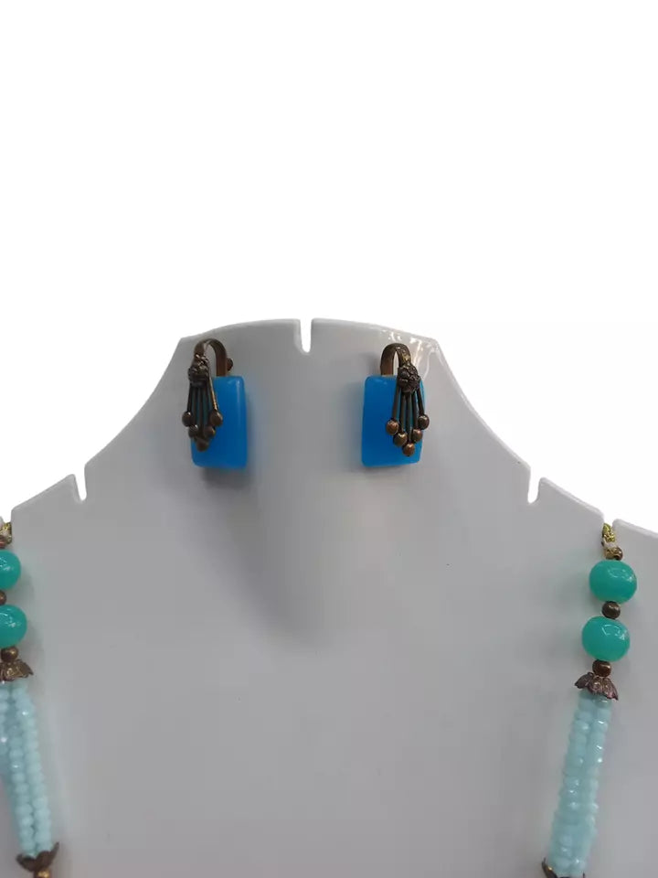 Beauty Pendant Necklace for Women & Girls Neck Chain Locket Fancy Stylish