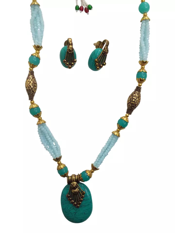 Beauty Pendant Necklace for Women & Girls Neck Chain Locket Fancy Stylish