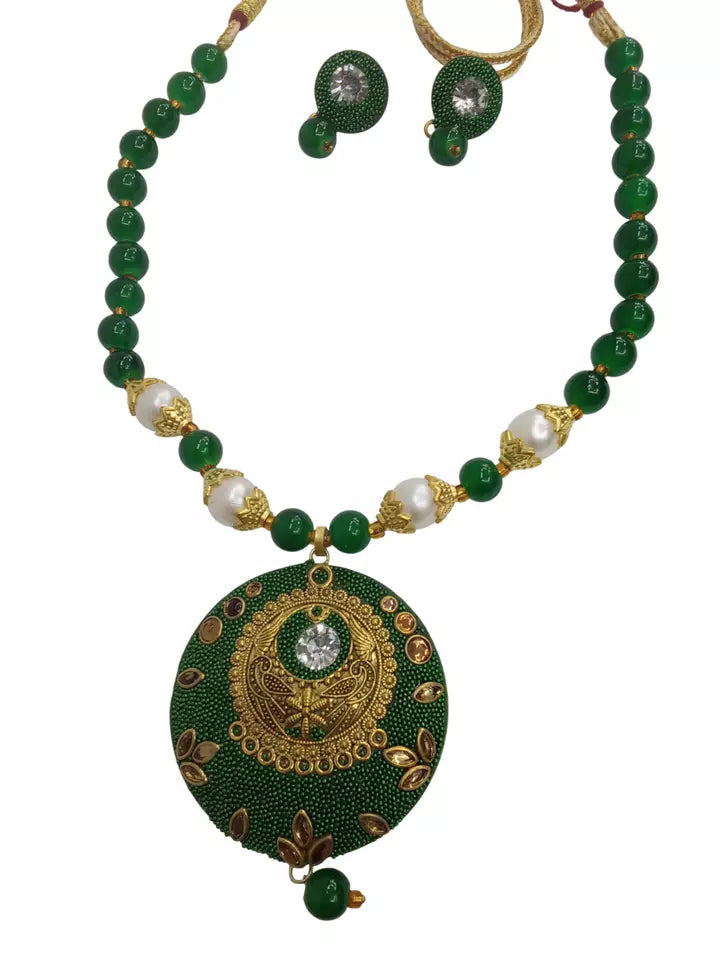 Women Jewellery Necklace Stylish Gold Plated Antique Wedding Girls Pendant Set