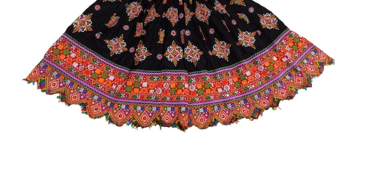 Traditional Embroidered Navratri Choli | Garba Dandiya Lahenga Set