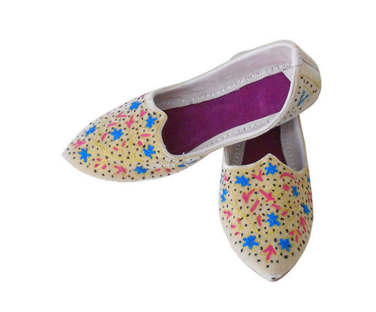 By Kalra Creations Women Shoes Indian Jutties Handmade Leather Pointy Camel Mojaries Flip-Flops Flat US 5/6.5