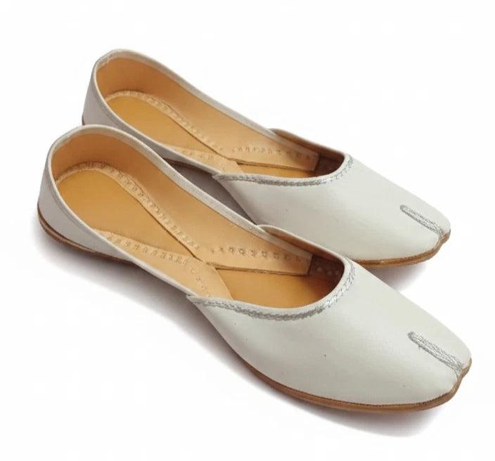 Handmade Bridal Red Ethnic Flats Mojari