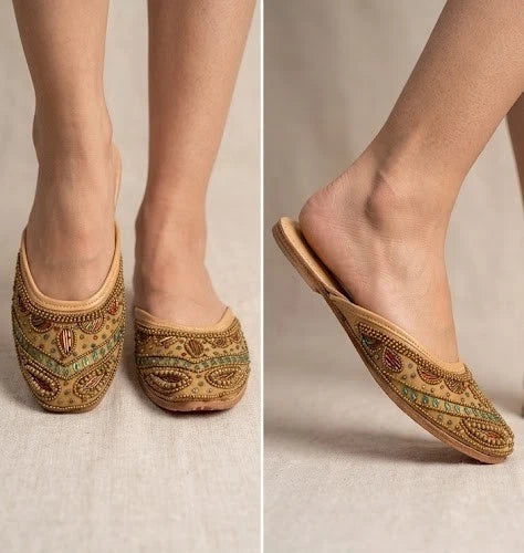 Women’s Punjabi Clogs Jutti Embroidered Brown Slippers